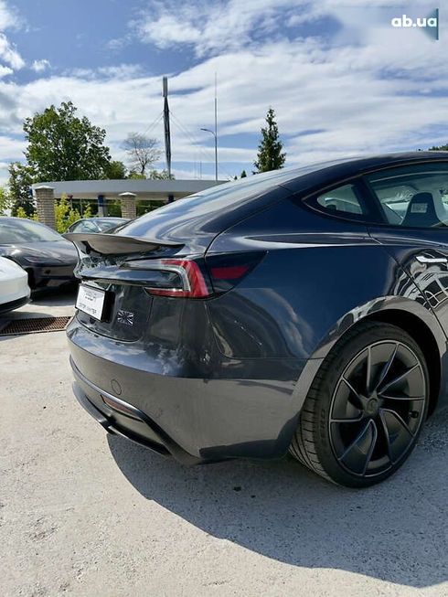 Tesla Model 3 2024 - фото 24