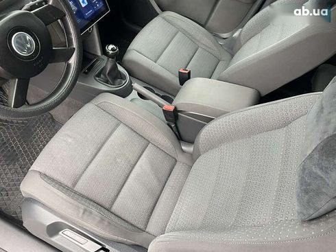 Volkswagen Touran 2005 - фото 24