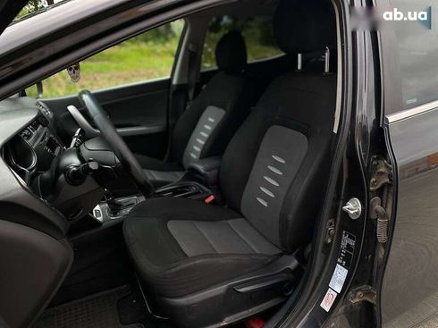 Kia Cee'd 2012 - фото 13