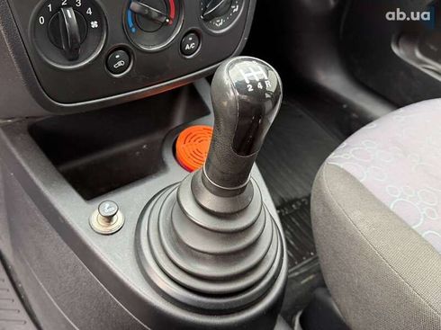 Ford Fiesta 2007 - фото 18
