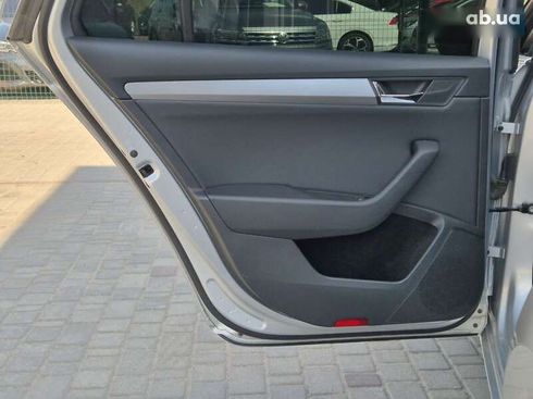 Skoda Superb 2019 - фото 27
