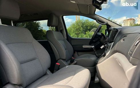 Hyundai H-1 2020 - фото 9