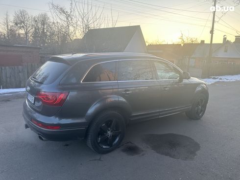 Audi Q7 2015 серый - фото 2