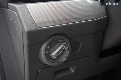 Volkswagen Multivan 2020 - фото 16