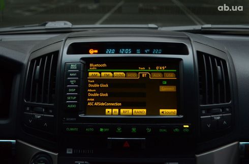 Toyota Land Cruiser 2010 черный - фото 19