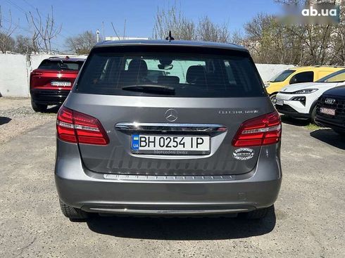 Mercedes-Benz B-Класс 2015 - фото 5