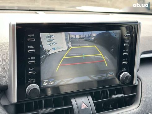 Toyota RAV4 2019 - фото 26