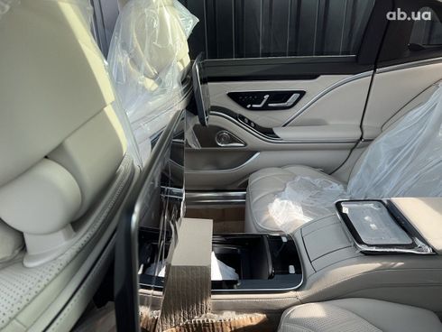 Mercedes-Benz Maybach S-Class 2022 - фото 5