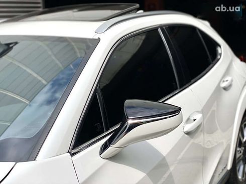 Lexus UX 2021 - фото 17