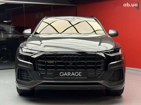 Audi Q8 2021 - фото 2