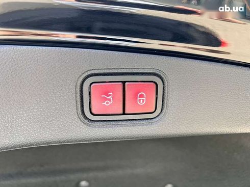 Mercedes-Benz E-Класс 2019 - фото 16