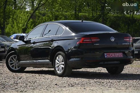 Volkswagen Passat 2017 - фото 10