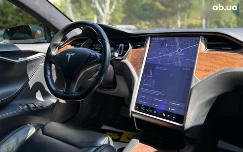Tesla Model S 2019 - фото 14