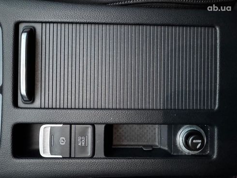 Volkswagen Passat 2018 серый - фото 37