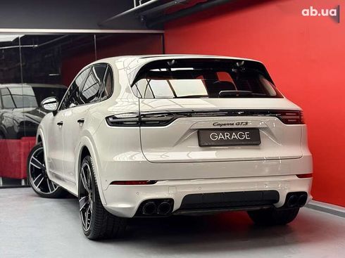 Porsche Cayenne 2022 - фото 28