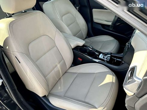 Infiniti QX30 2017 - фото 21