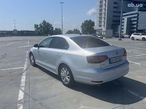 Volkswagen Jetta 2016 - фото 4