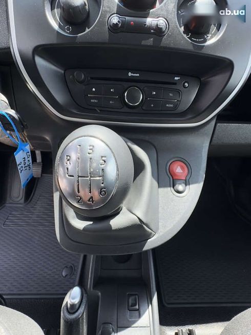 Renault Kangoo 2020 - фото 25