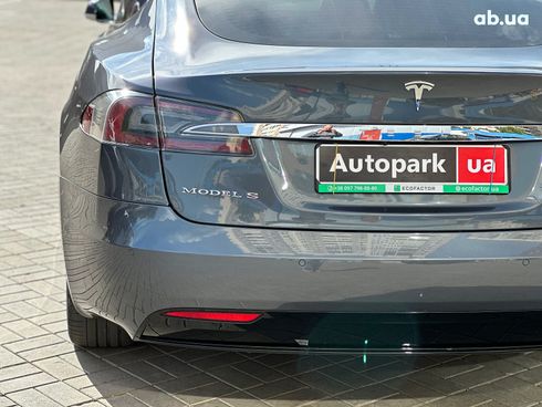 Tesla Model S 2017 серый - фото 10