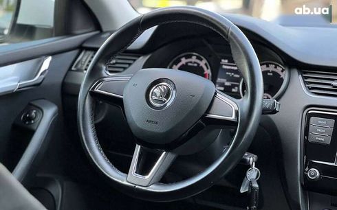 Skoda Octavia 2019 - фото 15