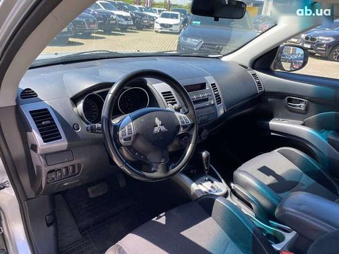 Mitsubishi Outlander 2012 - фото 11