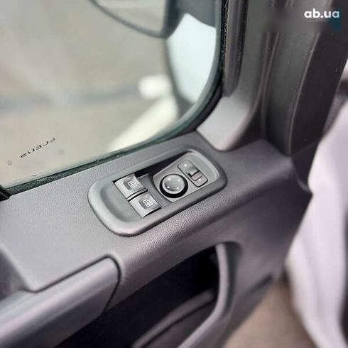 Renault Master 2021 - фото 19