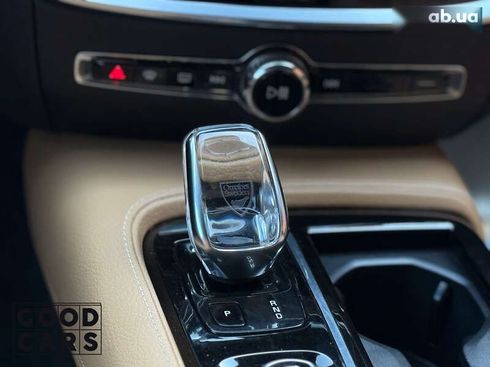 Volvo S60 2020 - фото 27