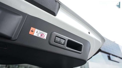 Lexus LBX 2023 - фото 11