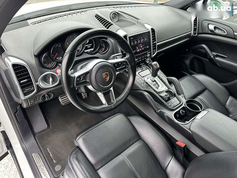 Porsche Cayenne 2016 - фото 8