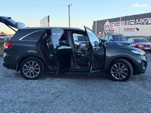 Kia Sorento 2017 серый - фото 40