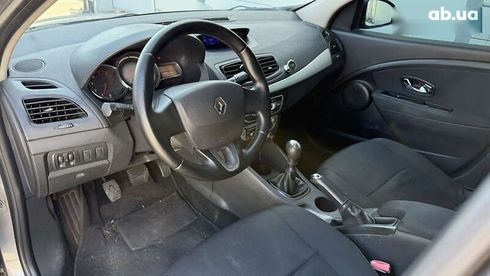 Renault Fluence 2013 - фото 18