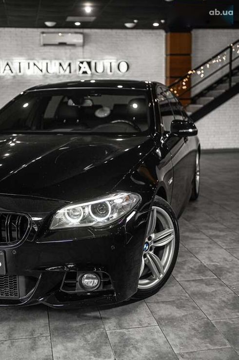 BMW 5 серия 2015 - фото 17