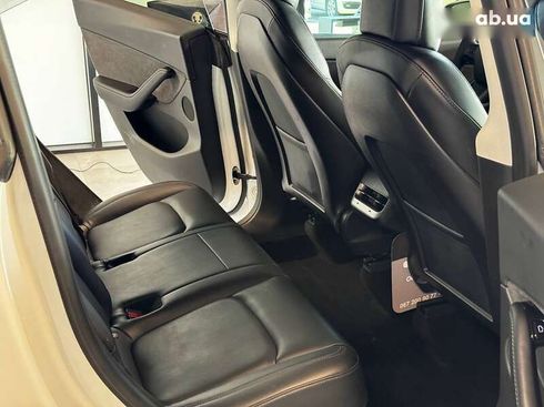 Tesla Model Y 2020 - фото 26