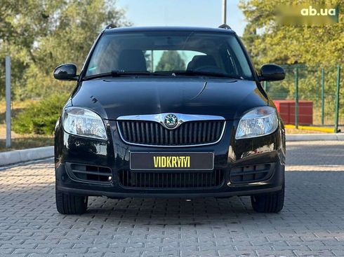 Skoda Fabia 2009 - фото 3