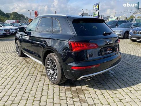 Audi Q5 2017 - фото 5
