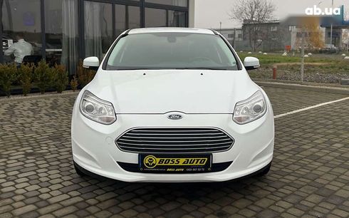 Ford Focus 2018 - фото 2