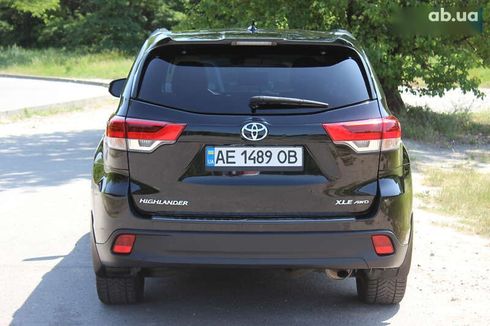 Toyota Highlander 2017 - фото 13