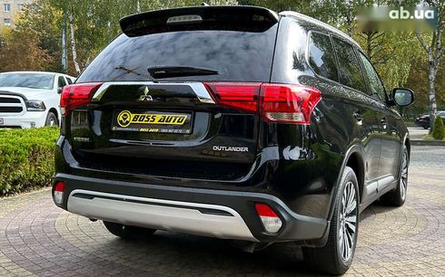 Mitsubishi Outlander 2019 - фото 5