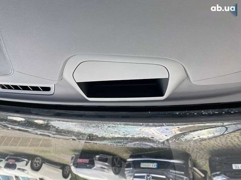 Volvo XC60 2019 - фото 19