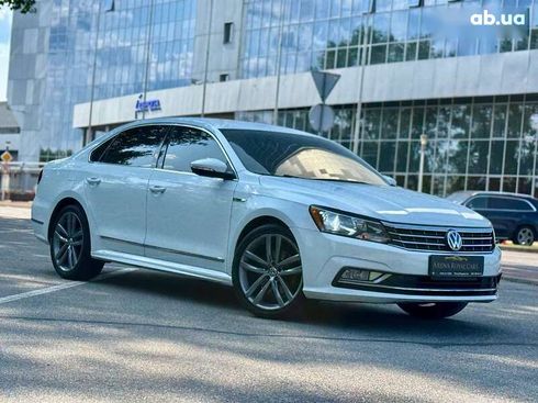 Volkswagen Passat 2017 - фото 3