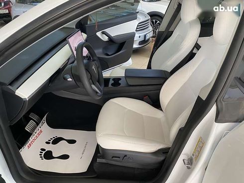 Tesla Model Y 2021 - фото 26