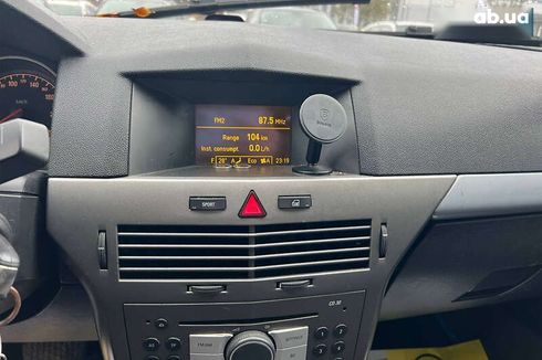 Opel Astra 2005 - фото 11