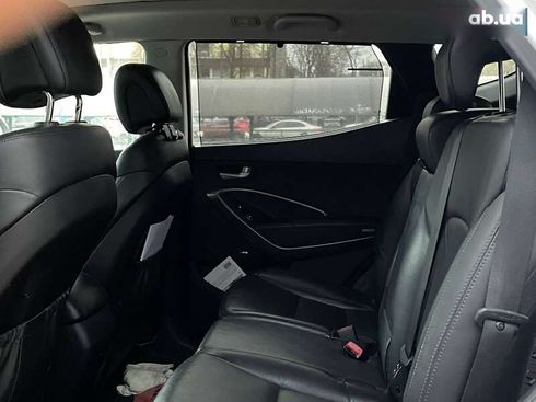 Hyundai Santa Fe 2015 - фото 19