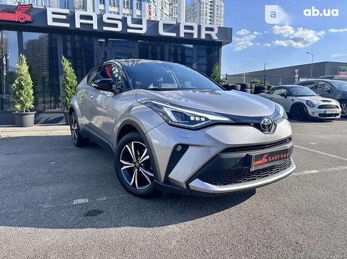 Toyota C-HR 2019 - фото 29