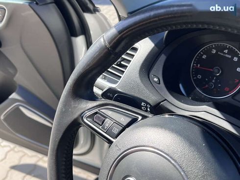 Audi Q3 2015 - фото 17