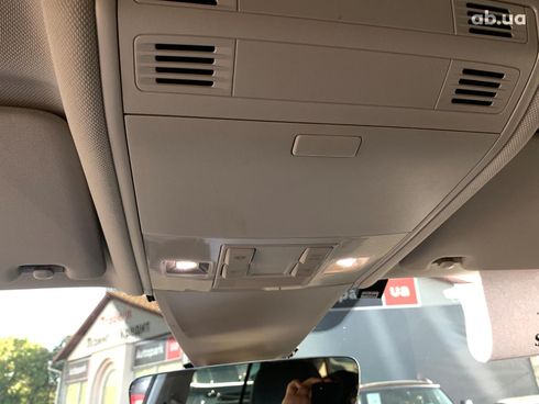 Volkswagen Tiguan 2018 серый - фото 32