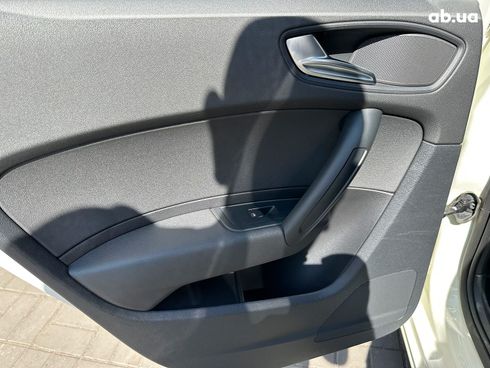 Audi A1 2014 белый - фото 17