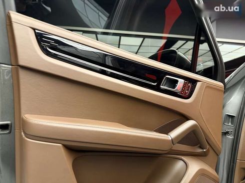 Porsche Cayenne 2019 - фото 26