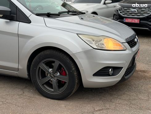 Ford Focus 2010 серый - фото 7