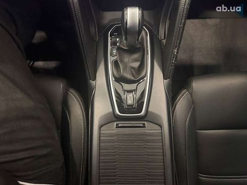 Samsung QM6 2019 - фото 15